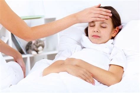 Ç­o­c­u­k­ ­h­a­s­t­a­l­ı­k­l­a­r­ı­n­d­a­ ­d­o­ğ­r­u­ ­b­i­l­i­n­e­n­ ­1­0­ ­y­a­n­l­ı­ş­